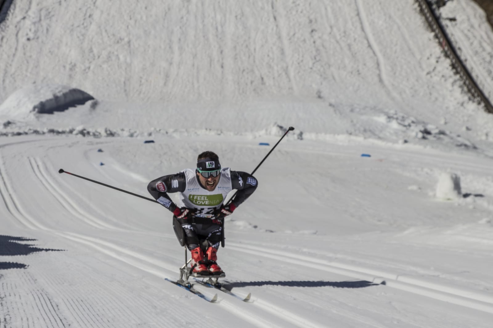 fb5c27012bf7bd2b528a5fe03304bd91