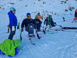 immagine raduno squadra b sci alpino fisip